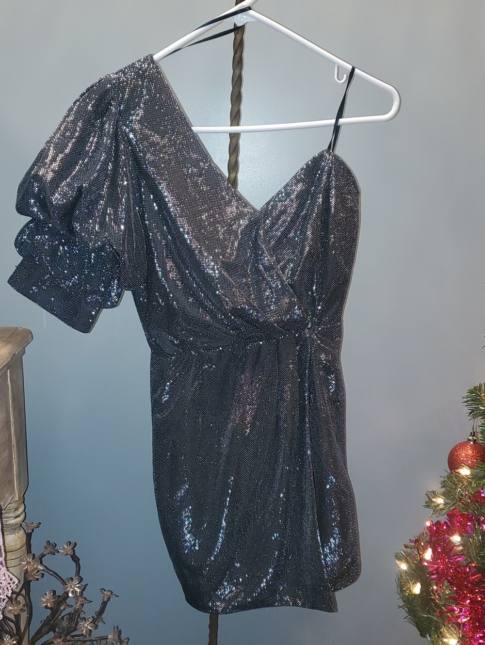 DO+BE Silver Sparkle One Shoulder Cocktail Dress Small New Without Tags